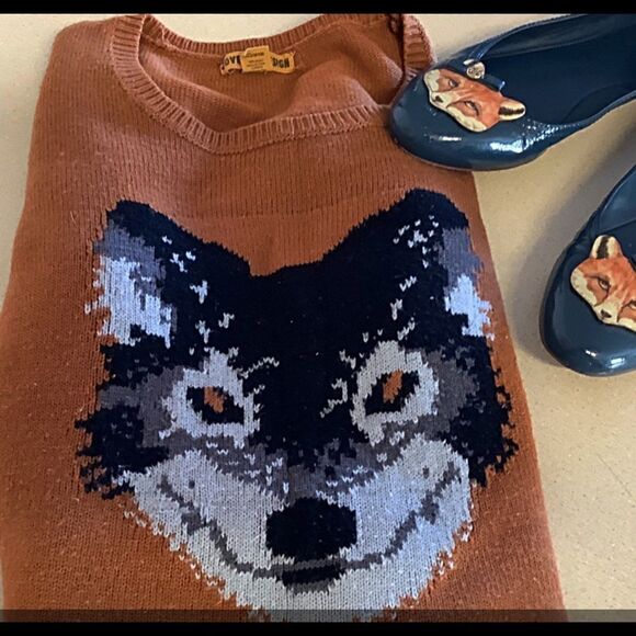 Love by Design Wolf Sweater XL - Picture 1 of 4